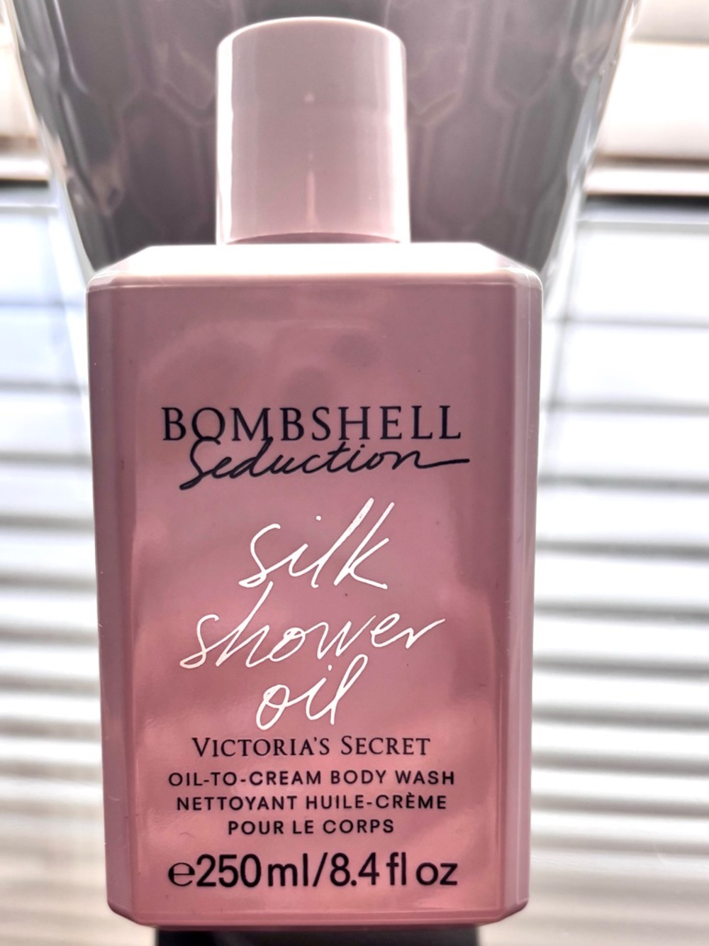 Victoria's Secret Bombshell Seduction Silk Shower Oil
